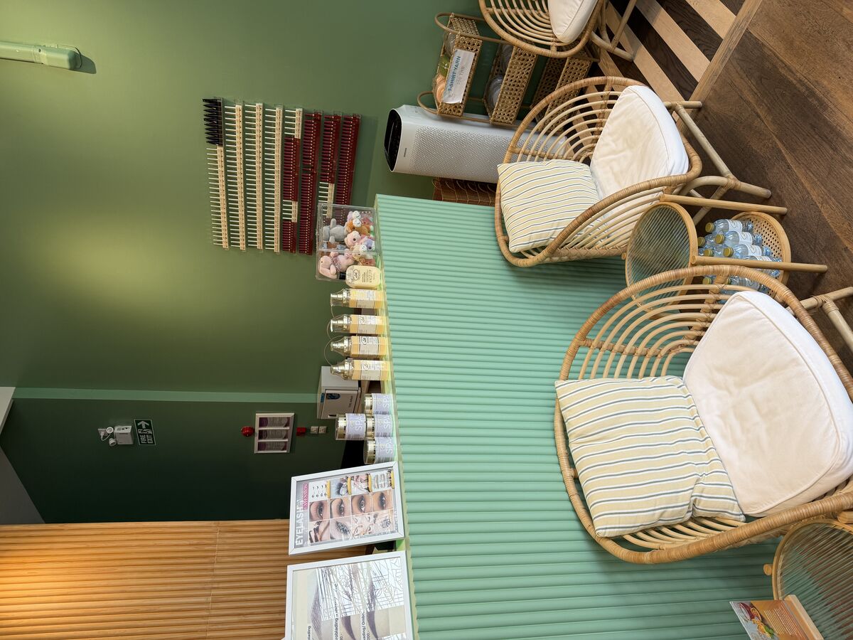 Chic Nails - Nail Salon on Sukhumvit Soi 49 Bangkok