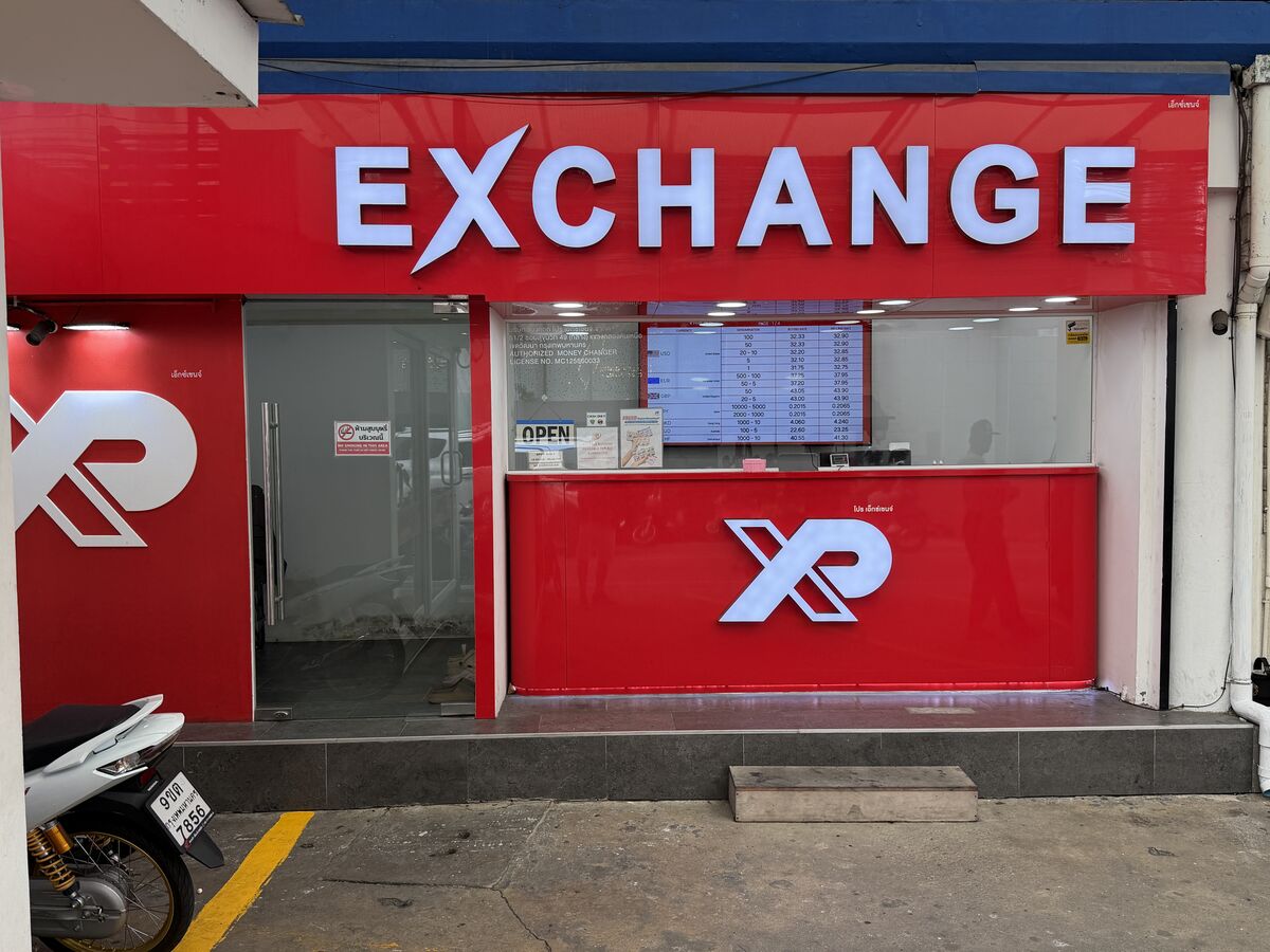 XP Exchange money exchange counter on Sukhumvit Soi 49 Bangkok - authorised currency exchange with live rates board open daily in Thonglor