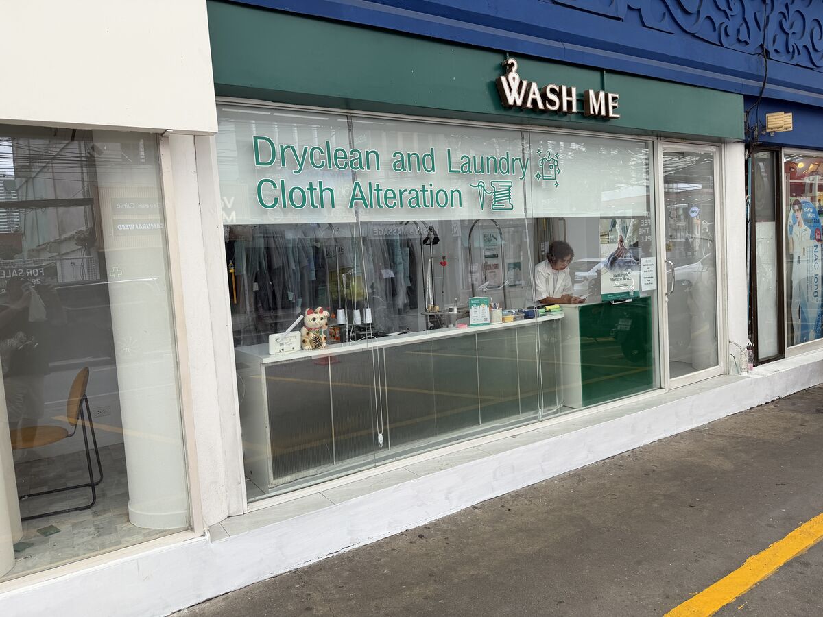 Wash Me Dry Cleaner - Laundry & Dry Cleaning on Sukhumvit Soi 49 Bangkok